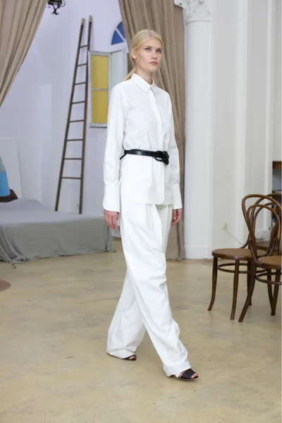 Look 22
